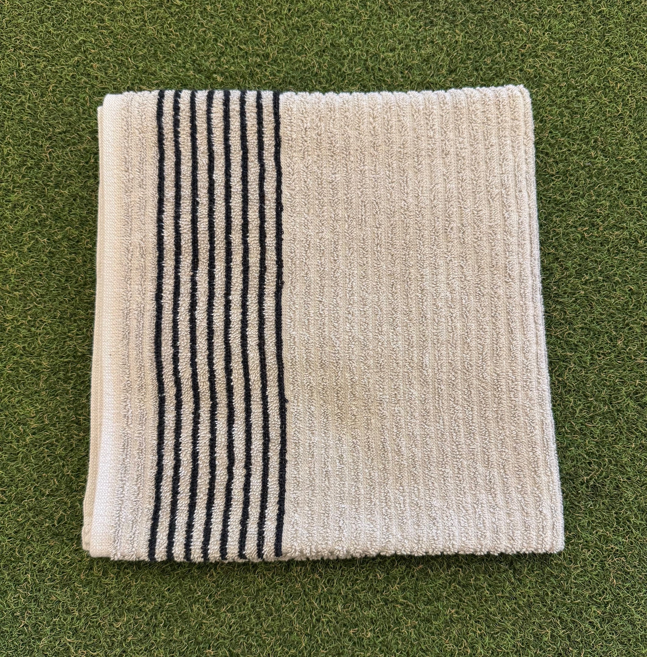 (Full Case of 72) BULK Large 22" x 44" Golf Tour Caddy Towel - Logo or Plain - Image 17