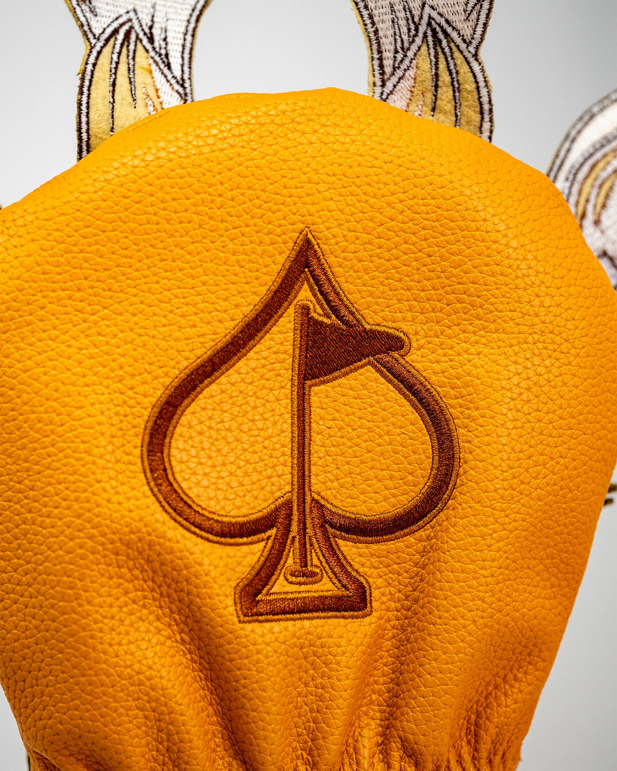 Giraffe Driver Cover - Image 11
