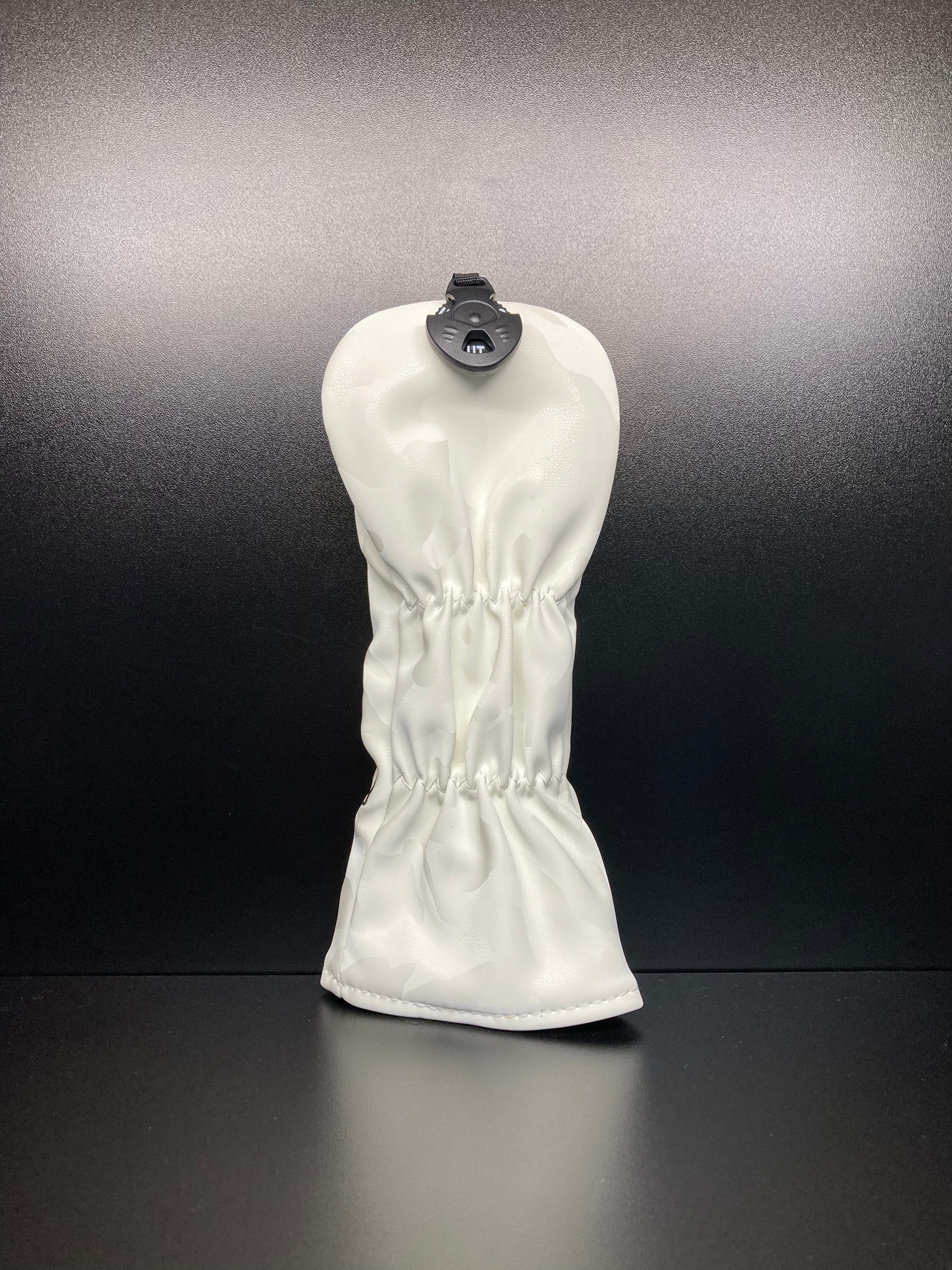 Skulls Headcover - Image 7