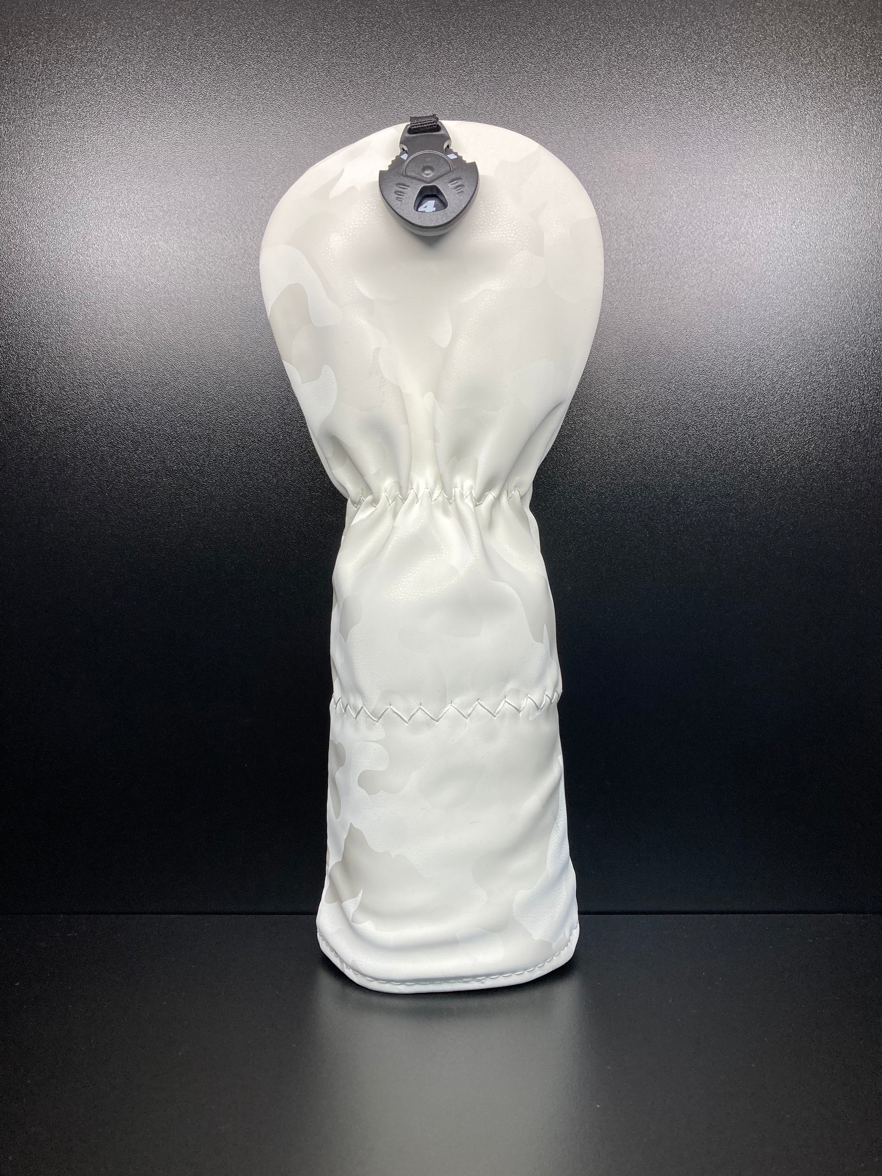 Skulls Headcover - Image 8